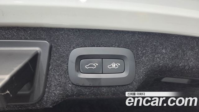 Volvo S90 2026 — photo 37