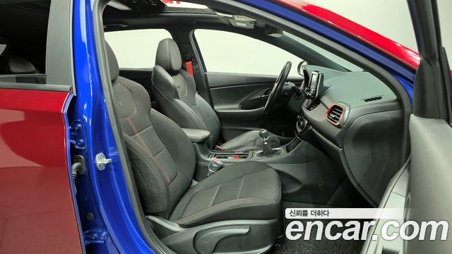 Hyundai i30 2020 — photo 11