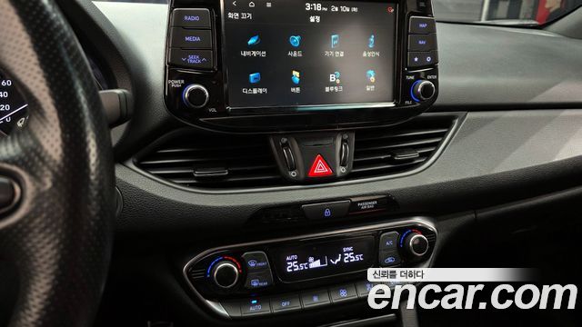 Hyundai i30 2020 — photo 14