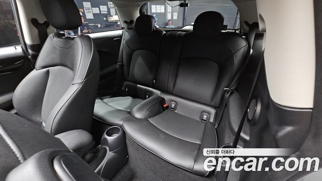 Mini Cooper 2024 — photo 12