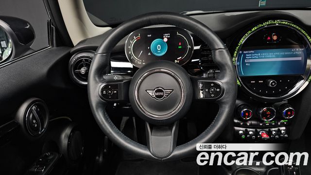 Mini Cooper 2024 — photo 13