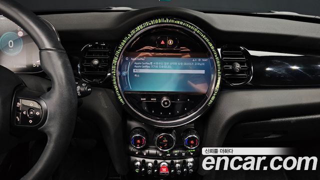 Mini Cooper 2024 — photo 14