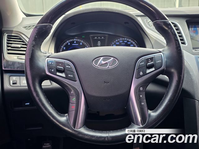 Hyundai Grandeur 2015 — photo 17