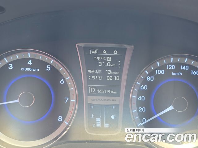 Hyundai Grandeur 2015 — photo 18
