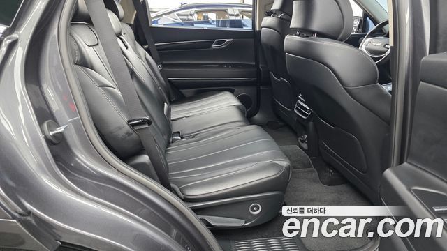 Genesis GV80 2021 — photo 12
