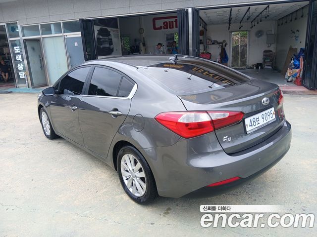 Kia K3 2013 — photo 4