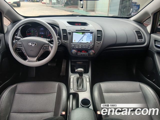 Kia K3 2013 — photo 8