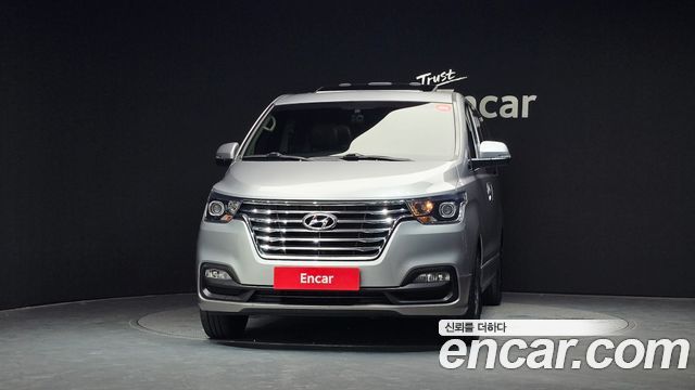 Hyundai Starex 2019 — photo 3