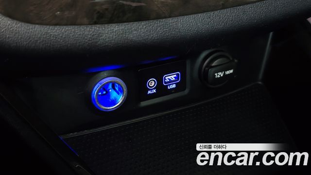 Hyundai Starex 2019 — photo 19