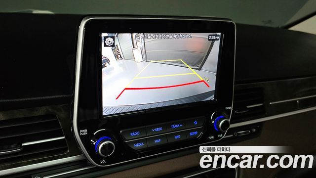Hyundai Starex 2019 — photo 23