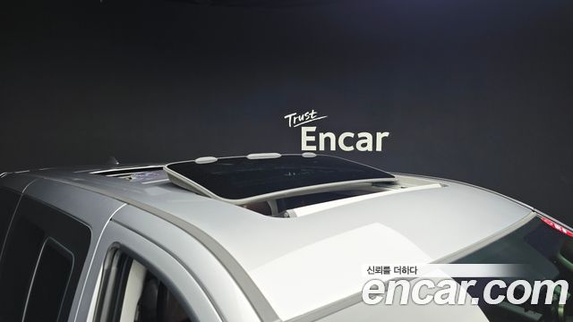 Hyundai Starex 2019 — photo 31