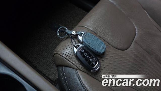 Hyundai Santafe 2020 — photo 23