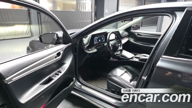 Hyundai Grandeur 2023 — photo 13