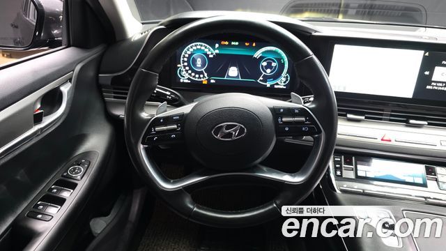 Hyundai Grandeur 2023 — photo 19