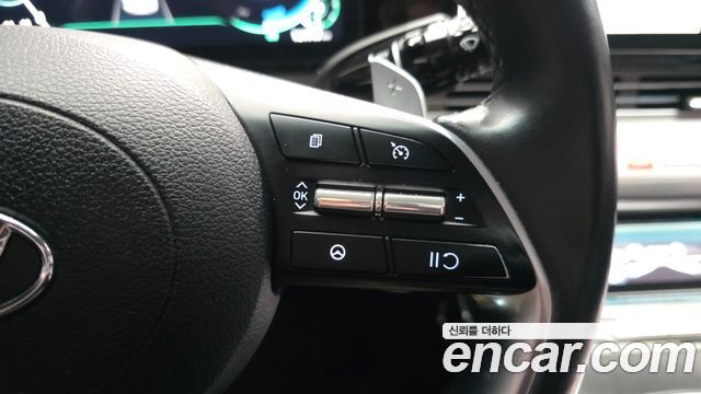 Hyundai Grandeur 2023 — photo 22