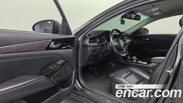 Kia K7 2021 — photo 10