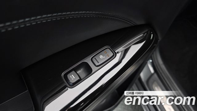 Kia K7 2021 — photo 17