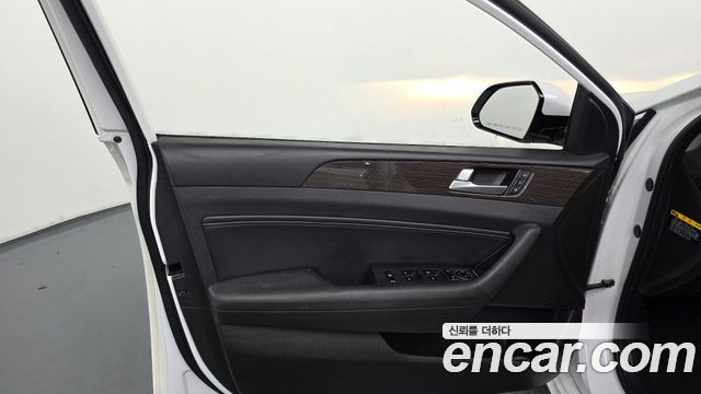 Hyundai Sonata 2019 — photo 14