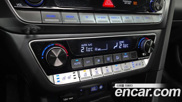 Hyundai Sonata 2019 — photo 31
