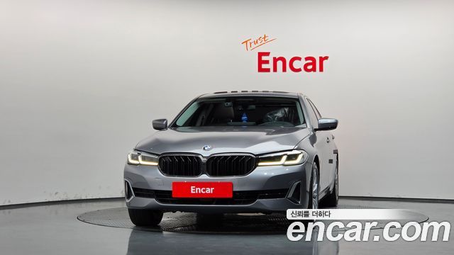BMW 5-Series 2023 — photo 3