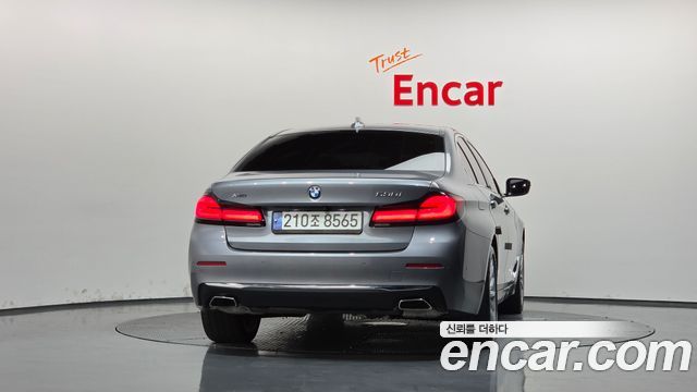 BMW 5-Series 2023 — photo 4