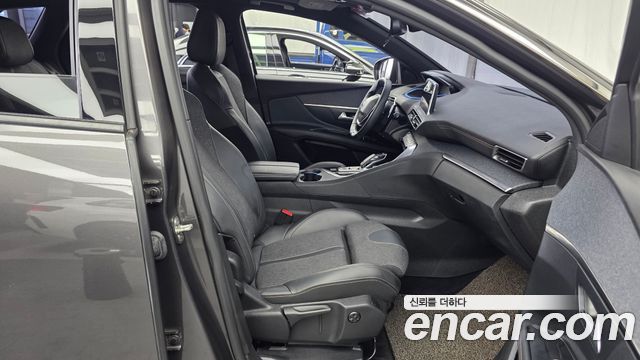 Peugeot 3008 2019 — photo 17