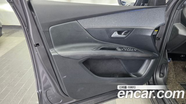 Peugeot 3008 2019 — photo 14