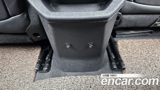 Peugeot 3008 2019 — photo 27