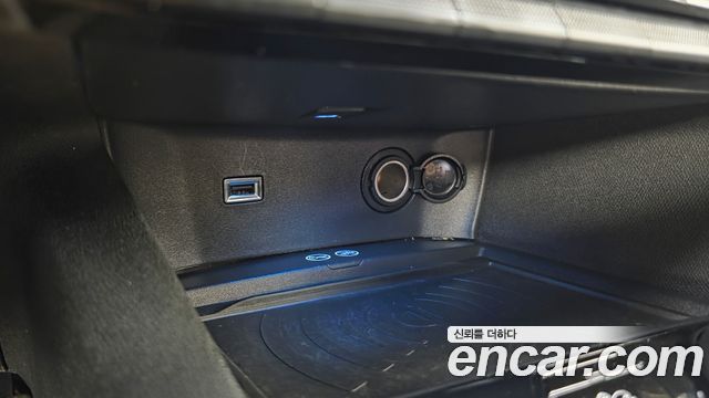 Peugeot 3008 2019 — photo 28