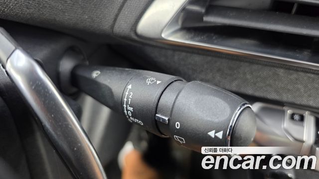 Peugeot 3008 2019 — photo 35