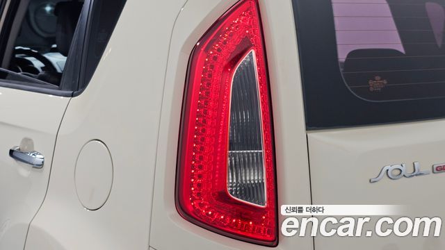 Kia Soul 2012 — photo 9