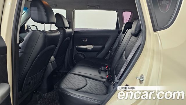 Kia Soul 2012 — photo 16
