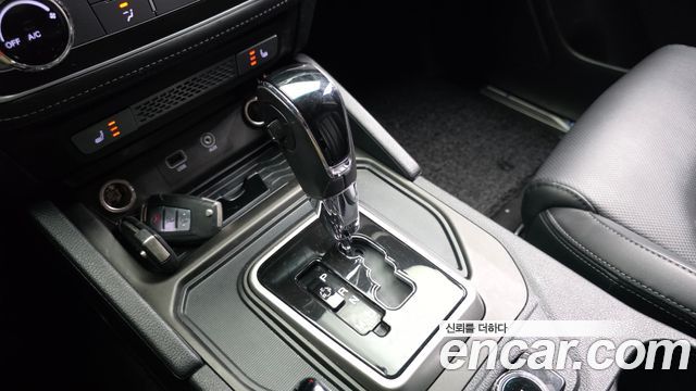 KG Mobility Rexton 2018 — photo 12