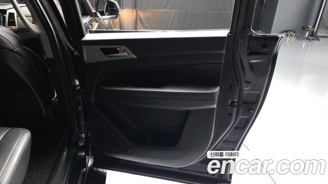 KG Mobility Rexton 2018 — photo 15