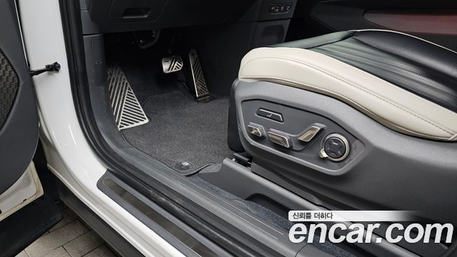 Kia EV9 2024 — photo 32