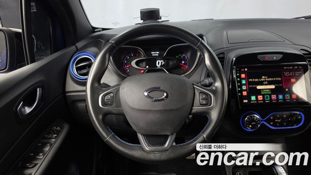 Renault Korea QM3 2018 — photo 19