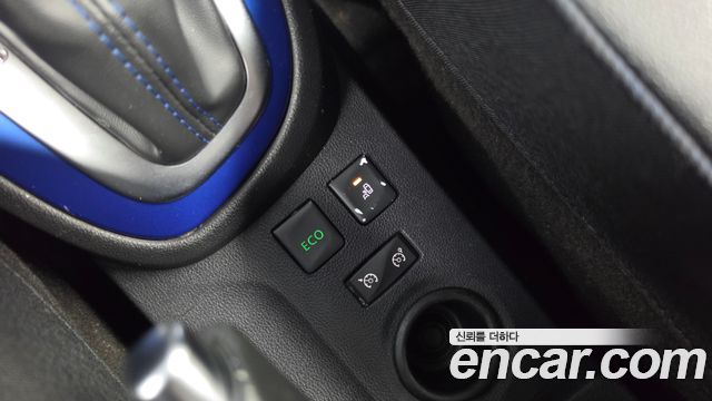 Renault Korea QM3 2018 — photo 25
