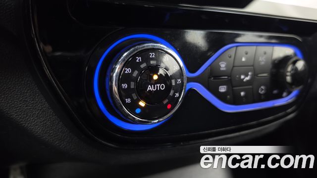 Renault Korea QM3 2018 — photo 29