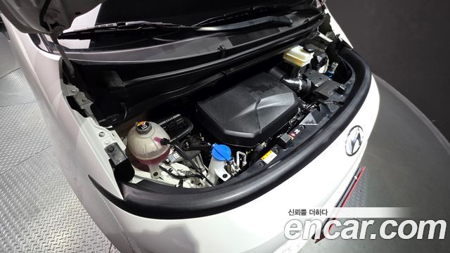 Hyundai Staria 2022 — photo 6