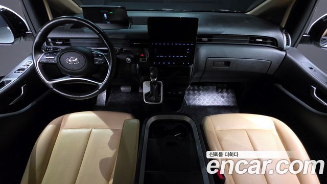 Hyundai Staria 2022 — photo 7