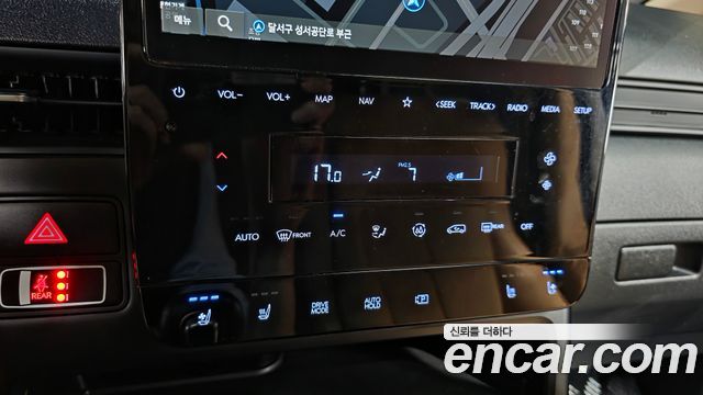 Hyundai Staria 2022 — photo 18