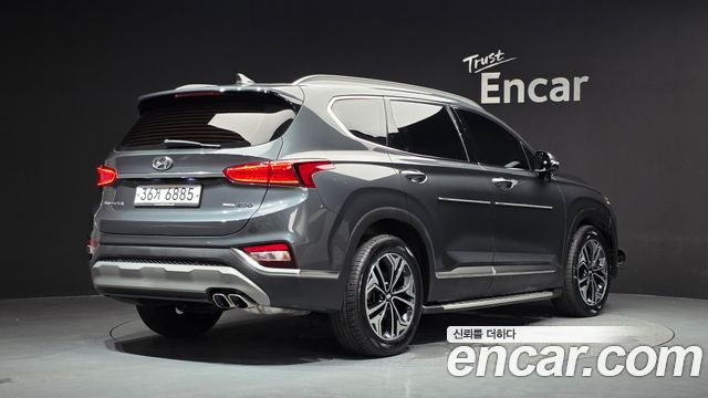 Hyundai Santafe 2019 — photo 2