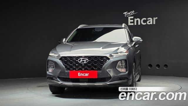 Hyundai Santafe 2019 — photo 3