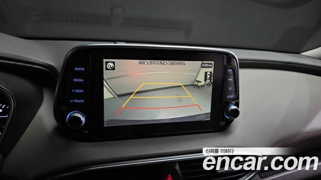 Hyundai Santafe 2019 — photo 18