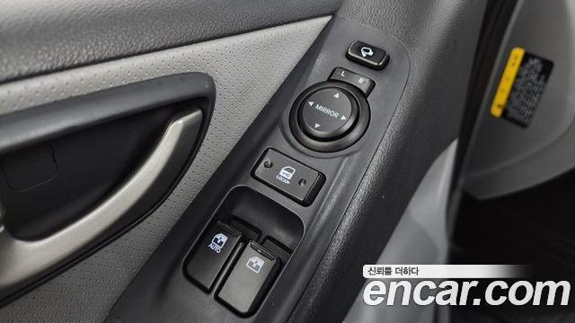 Hyundai Starex 2019 — photo 21