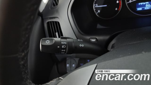 Hyundai Starex 2019 — photo 22