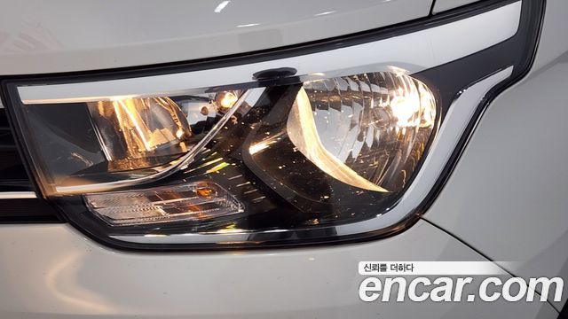 Hyundai Starex 2019 — photo 8
