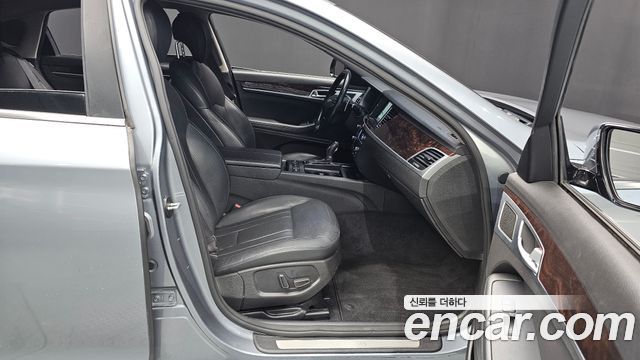 Hyundai Genesis 2015 — photo 16