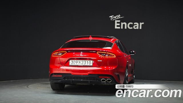 Kia Stinger 2018 — photo 4