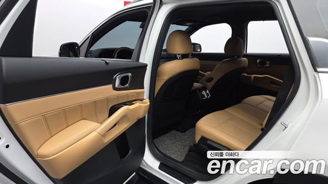Kia Sorento 2022 — photo 16